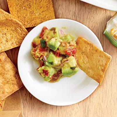 1401p101-salsa-guac-pita-chips-m